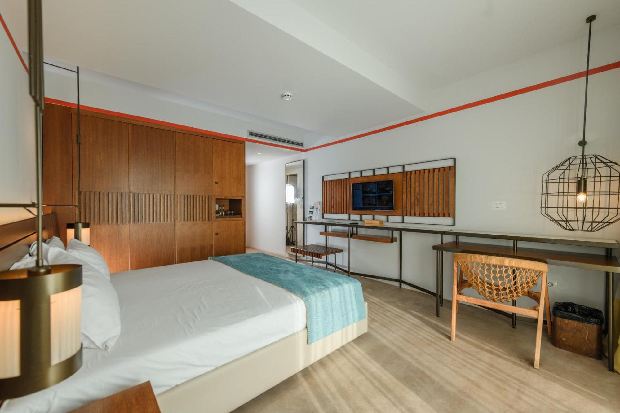 Folie Marine Club Hotel Jal